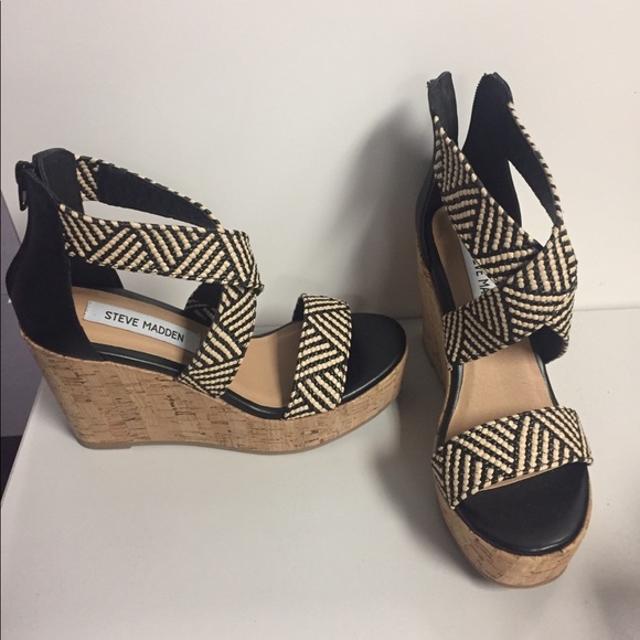 Steve Madden Shoes - Steve Madden Wedges
